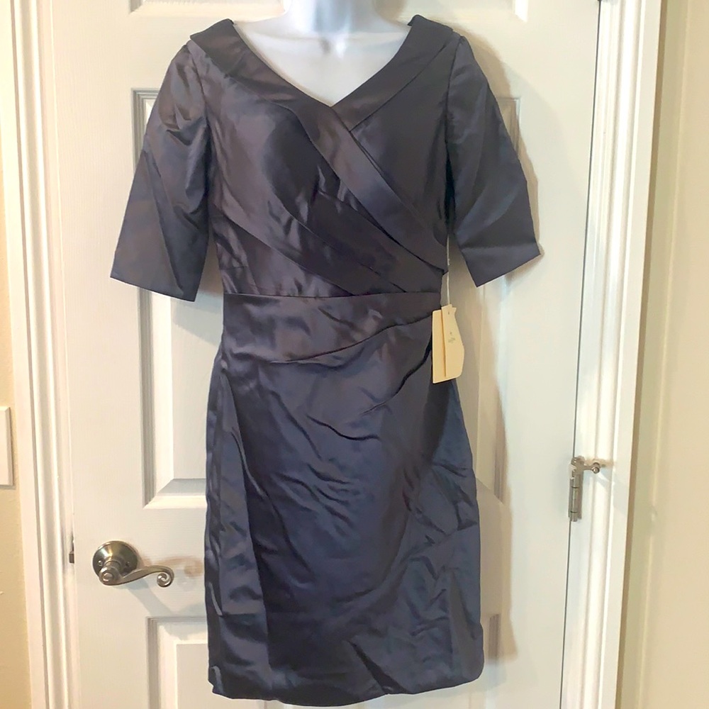 Sheath Mother of the Bride dress elegant knee length satin short sleeve sz 6